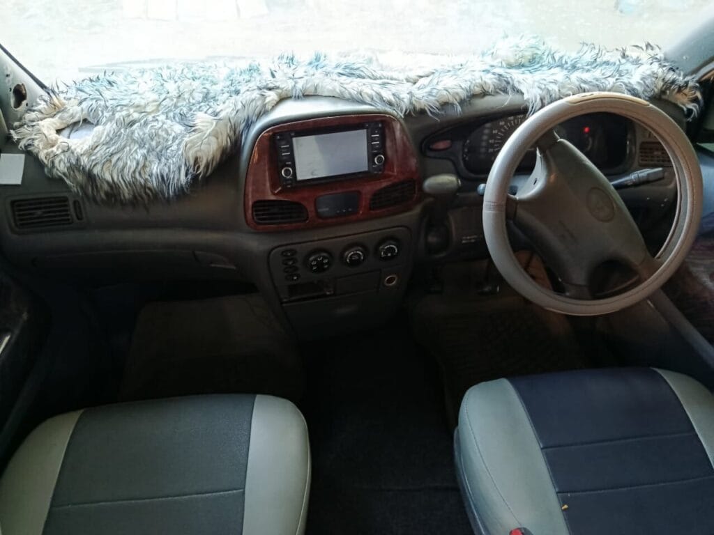 Price Of Toyota Noah 1999 for Sale in Tanzania