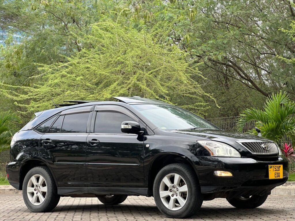 Magari Harrier 2006 lipo Dar es Salaam