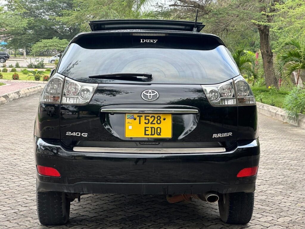 Toyota Harrier 2006 Inauzwa Dar es Salaam Tanzania