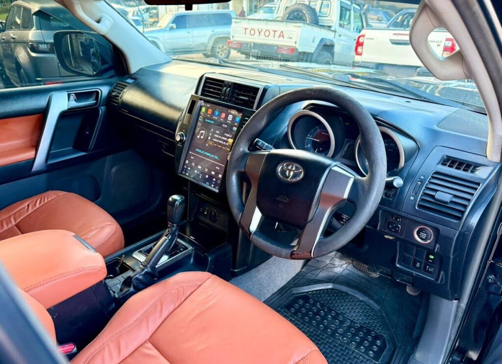 For Sale Toyota Land Cruiser Prado 2013 in Dar es Salaam