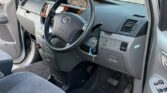 Magari Sokoni Toyota Noah ya Bei Poa 2005