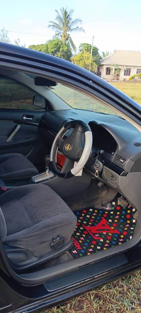 Magari Sokoni Toyota Allion ya Bei Poa 2004
