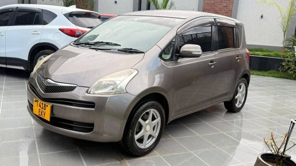 Magari Used Toyota Ractis 2006 Dar es Salaam Tanzania