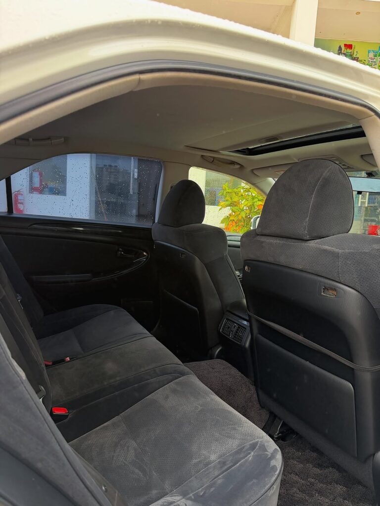 Bei ya Toyota Crown 2006 Sokoni Dar es Salaam Tanzania