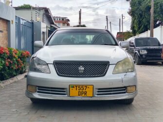 Bei Ya Toyota Crown 2005 Sokoni Dar es Salaam Tanzania