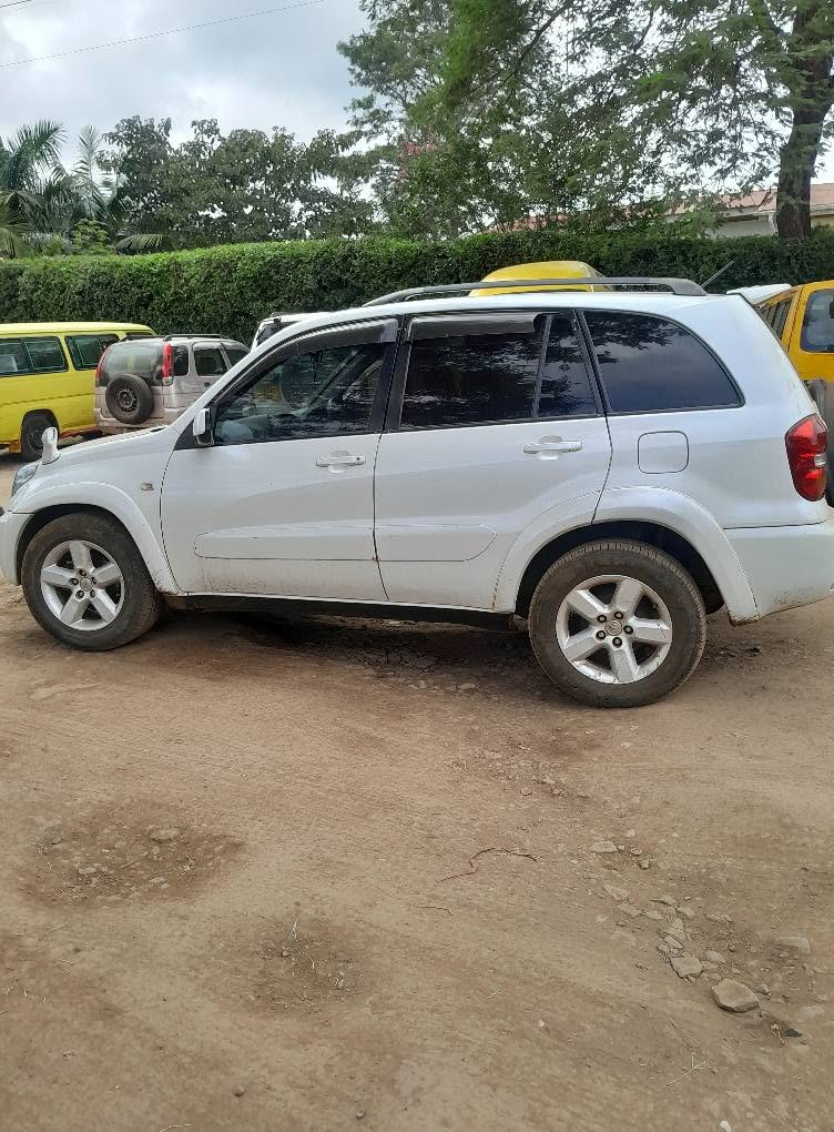 Buy Toyota Rav4 2004 for Sale in Arusha