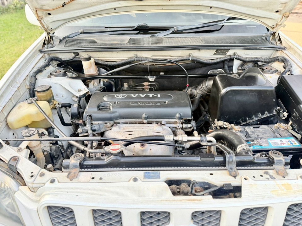 Magari Used Toyota Kluger 2002 Mwanza Tanzania
