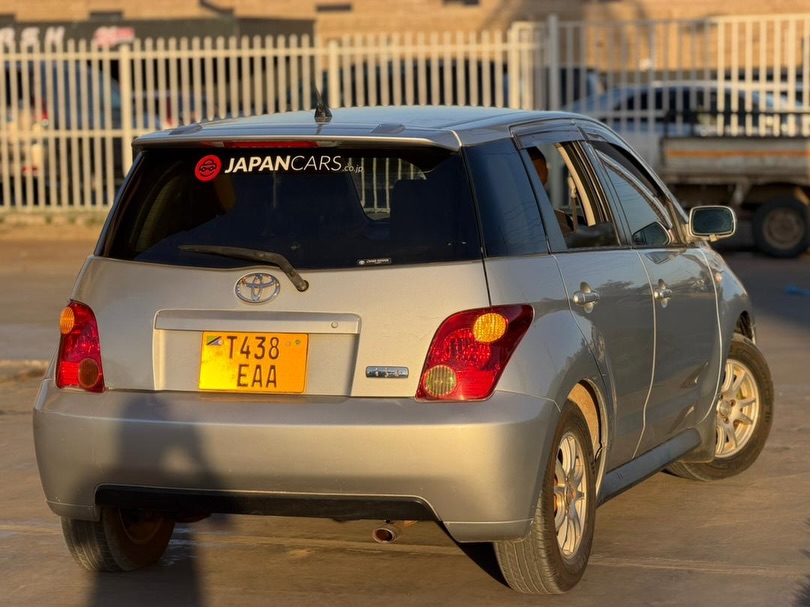 Bei ya Toyota IST 2004 Sokoni Dar es Salaam Tanzania