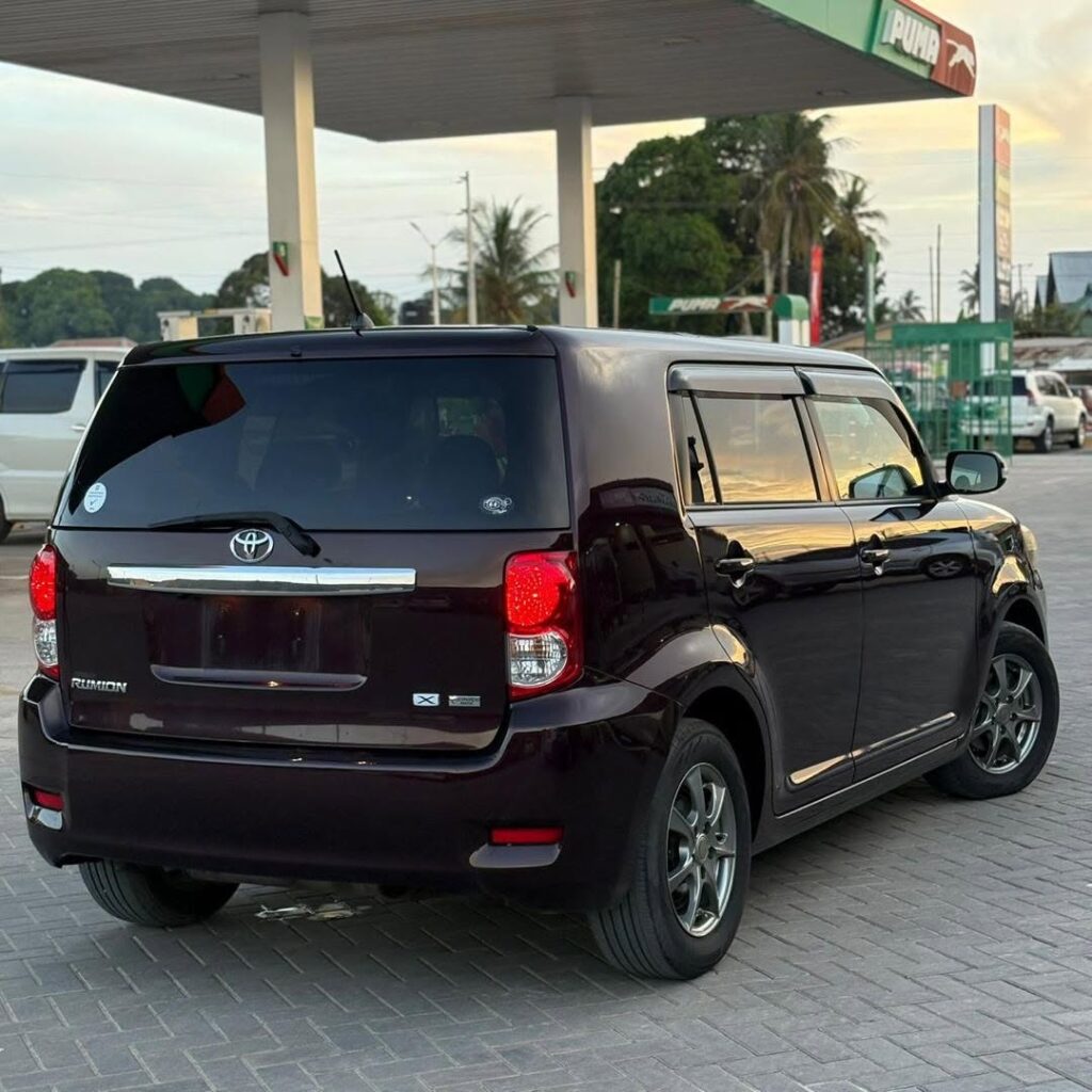 Price Toyota Rumion 2011 for Sale in Dar es Salaam