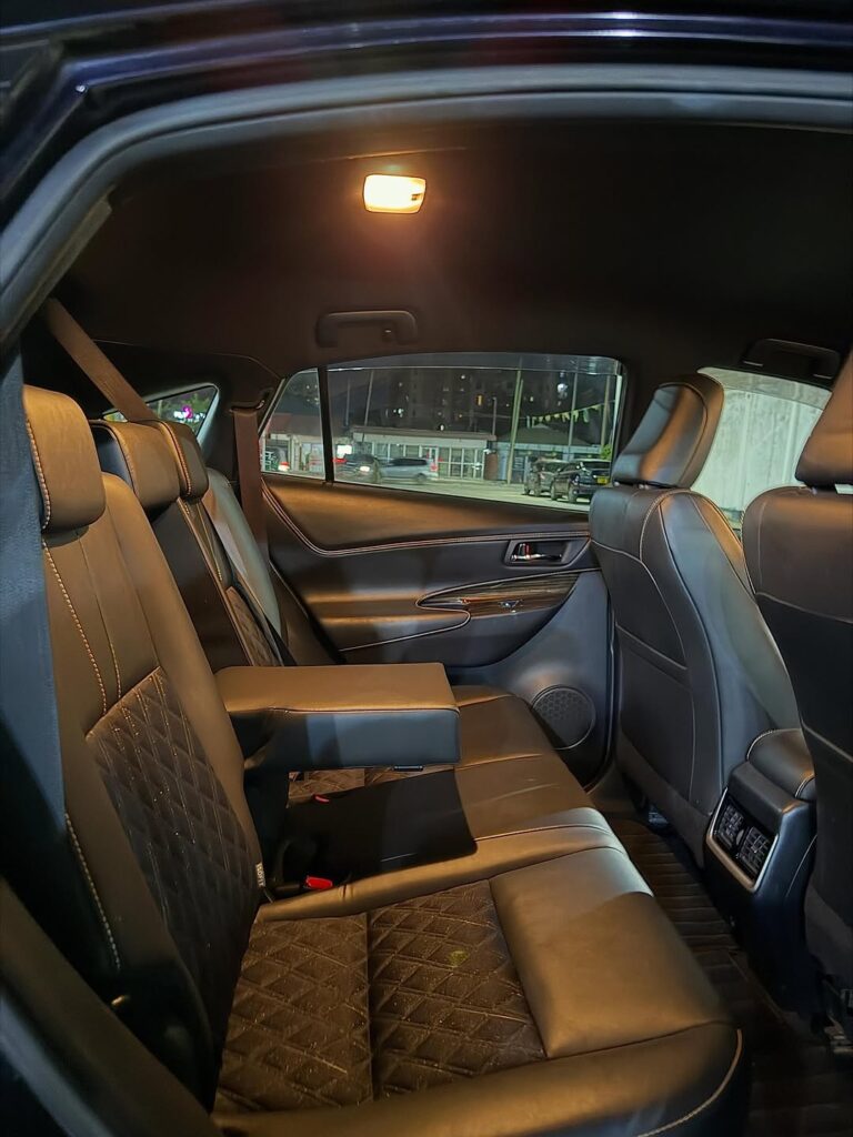 Price Toyota Harrier 2015 for Sale in Dar es Salaam