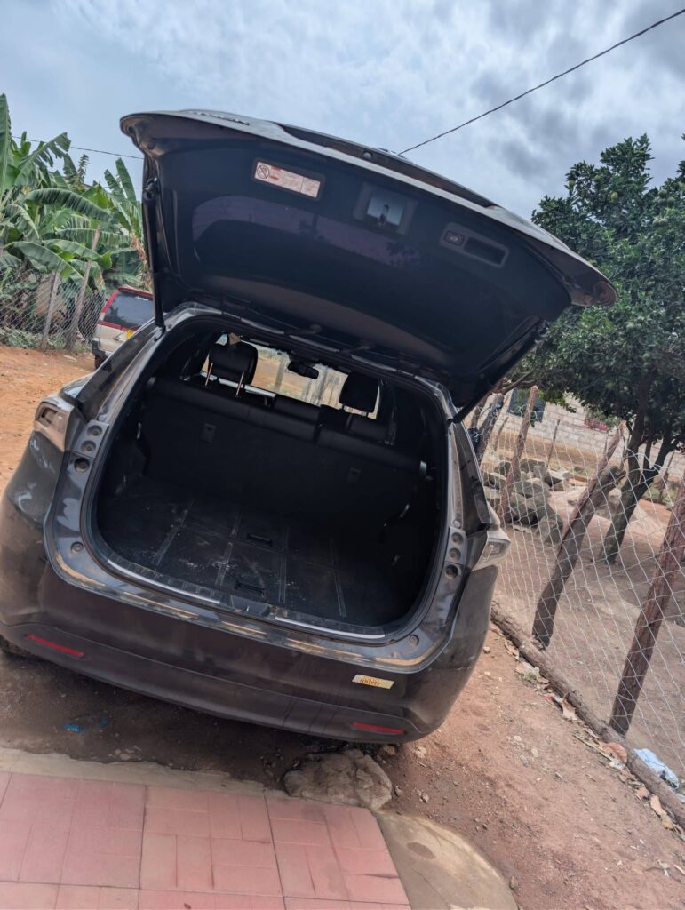 Toyota Harrier bei poa sokoni Dar es Salaam Tanzania