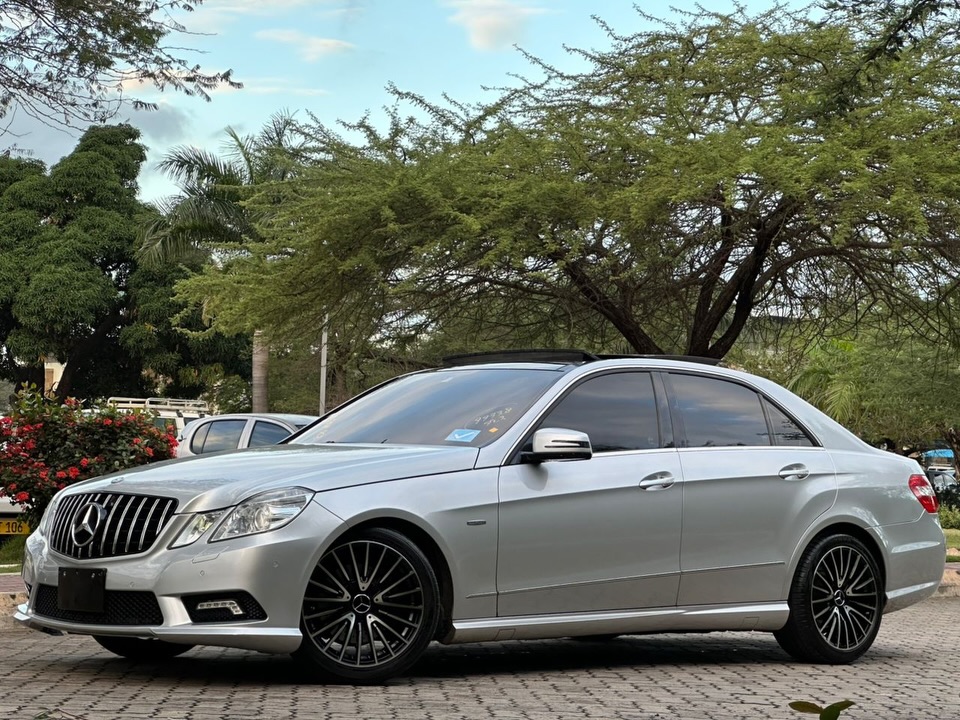 Buy Benz E-Class 2011 for Sale in Dar es Salaam