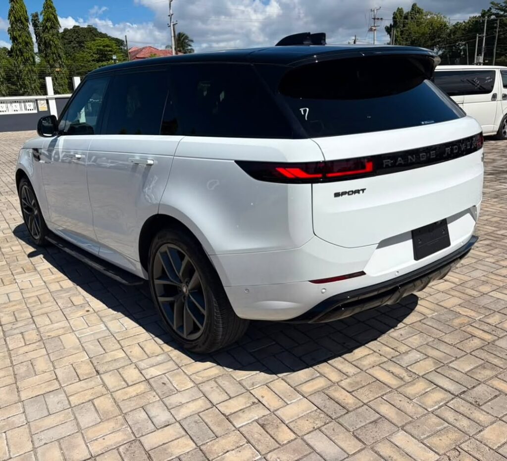 Magari Sokoni Land Rover Range Rover Sport ya Bei Poa 2023