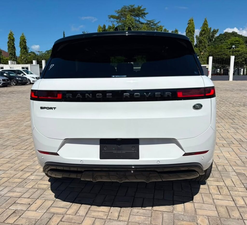 Magari Sokoni Land Rover Range Rover Sport ya Bei Poa 2023