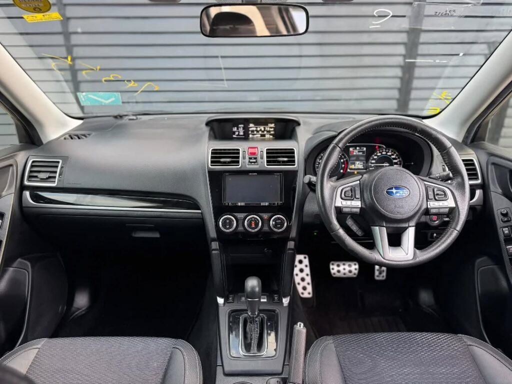 Magari Forester 2015 lipo Dar es Salaam