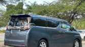 Toyota Vellfire 2016 Inauzwa Dar es Salaam Tanzania