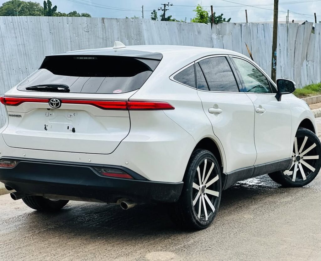 Bei ya Toyota Harrier 2021 Sokoni Dar es Salaam Tanzania