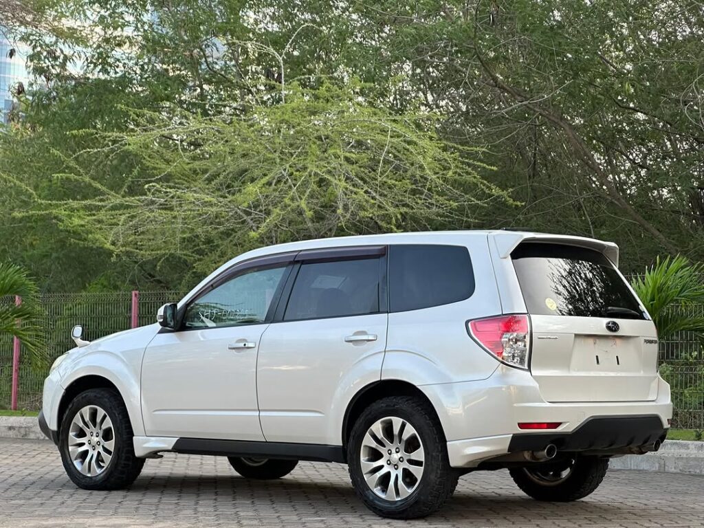 Subaru Forester bei poa sokoni Dar es Salaam Tanzania