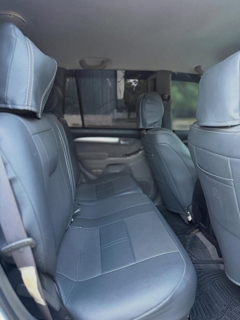 Magari Used Toyota Land Cruiser Prado 2006 Dar es Salaam Tanzania
