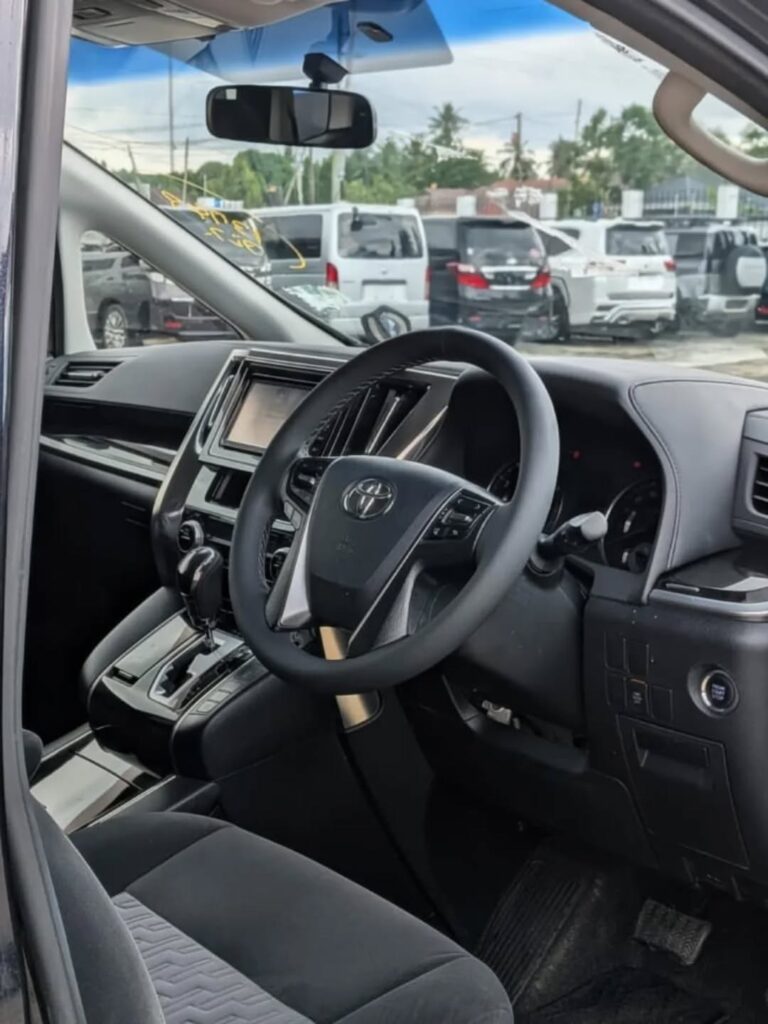 Magari Alphard 2015 lipo Dar es Salaam