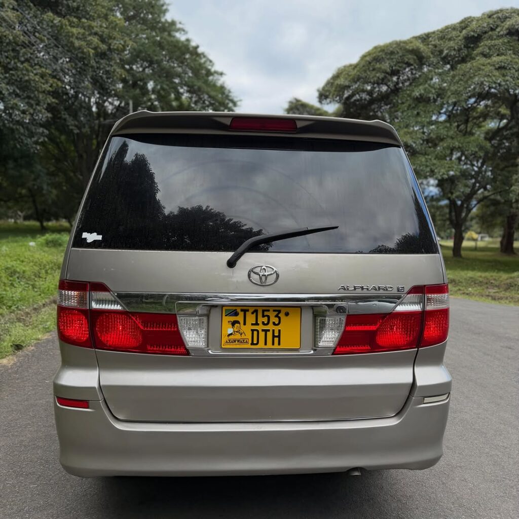 For Sale Toyota Alphard 2005 in Arusha