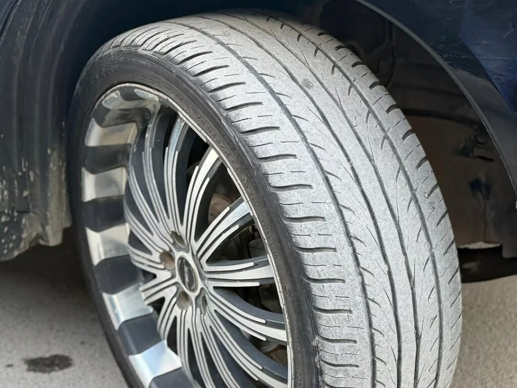 Magari Used Toyota Harrier 2006 Dar es Salaam Tanzania