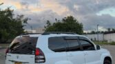 Toyota Land Cruiser Prado bei poa sokoni Dar es Salaam Tanzania