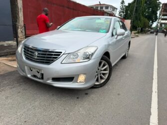Price of Used Toyota Crown 2009 for Sale in Dar es Salaam Tanzania