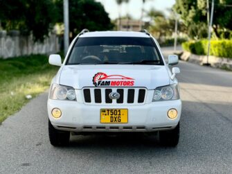Bei Ya Toyota Kluger 2002 Sokoni Mwanza Tanzania
