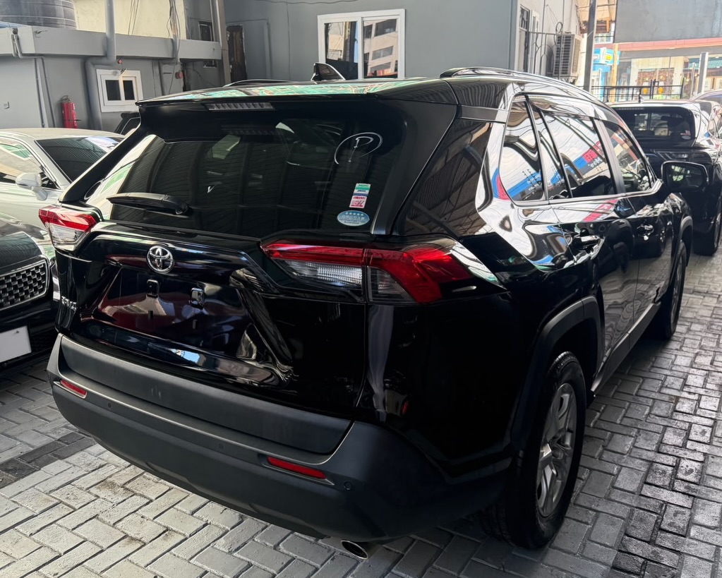 Magari Used Toyota Rav4 2020 Dar es Salaam Tanzania