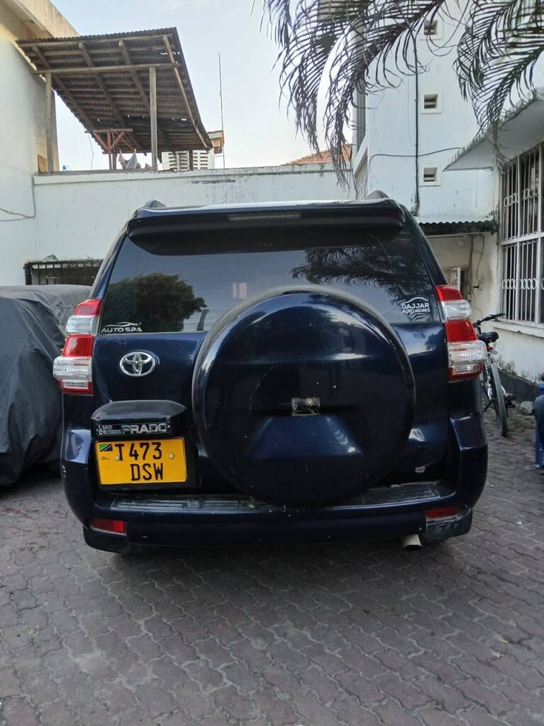 Toyota Land Cruiser Prado 2014 for Sale in Dar es Salaam