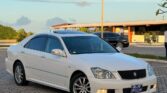 Toyota Crown bei poa sokoni Dar es Salaam Tanzania