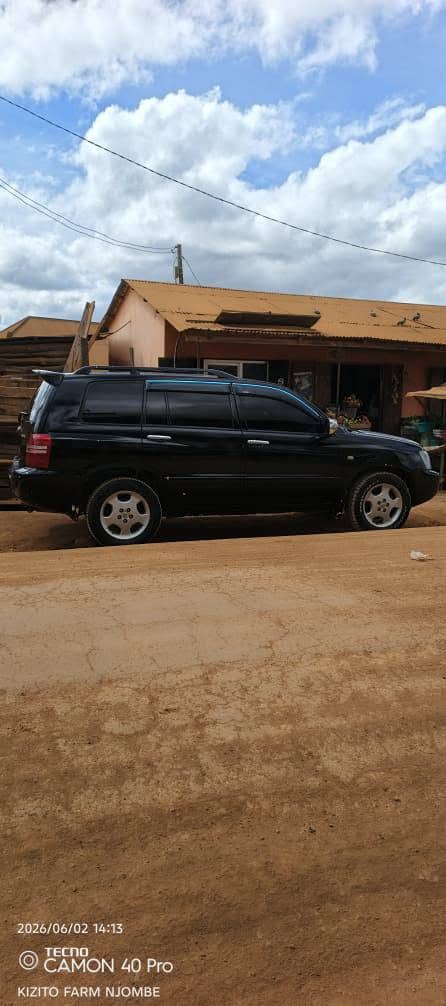 Toyota Kluger 2002 for Sale in Njombe