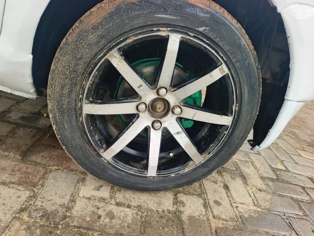 Magari Sokoni Toyota Vitz ya Bei Poa 2003