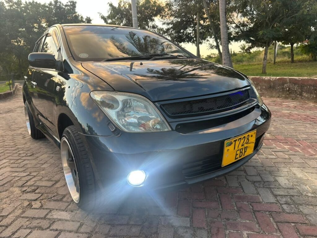 Toyota IST 2005 for Sale in Dar es Salaam