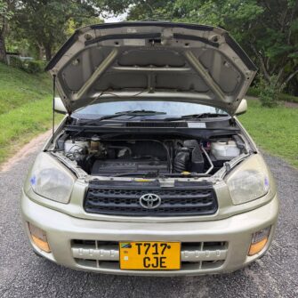 Bei Ya Toyota Rav4 2005 Sokoni Dar es Salaam Tanzania