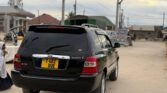 Magari Kluger 2002 lipo Dar es Salaam