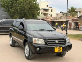 Bei Ya Toyota Kluger 2003 Sokoni Dar es Salaam Tanzania