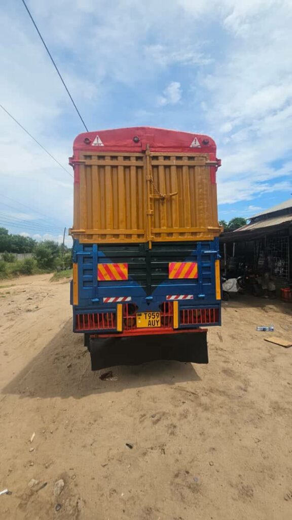 Price Of Mitsubishi Canter 1995 for Sale in Tanzania
