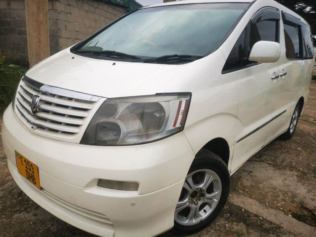 Price Toyota Alphard 2006 for Sale in Dar es Salaam