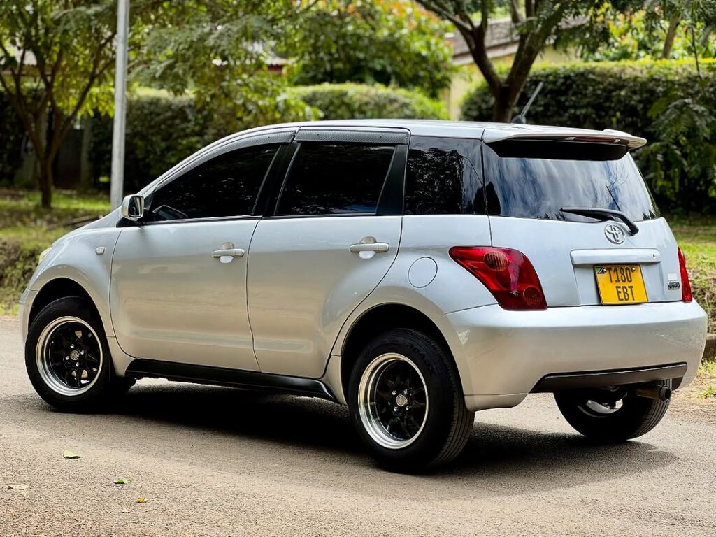 Price Of Toyota IST 2004 for Sale in Tanzania