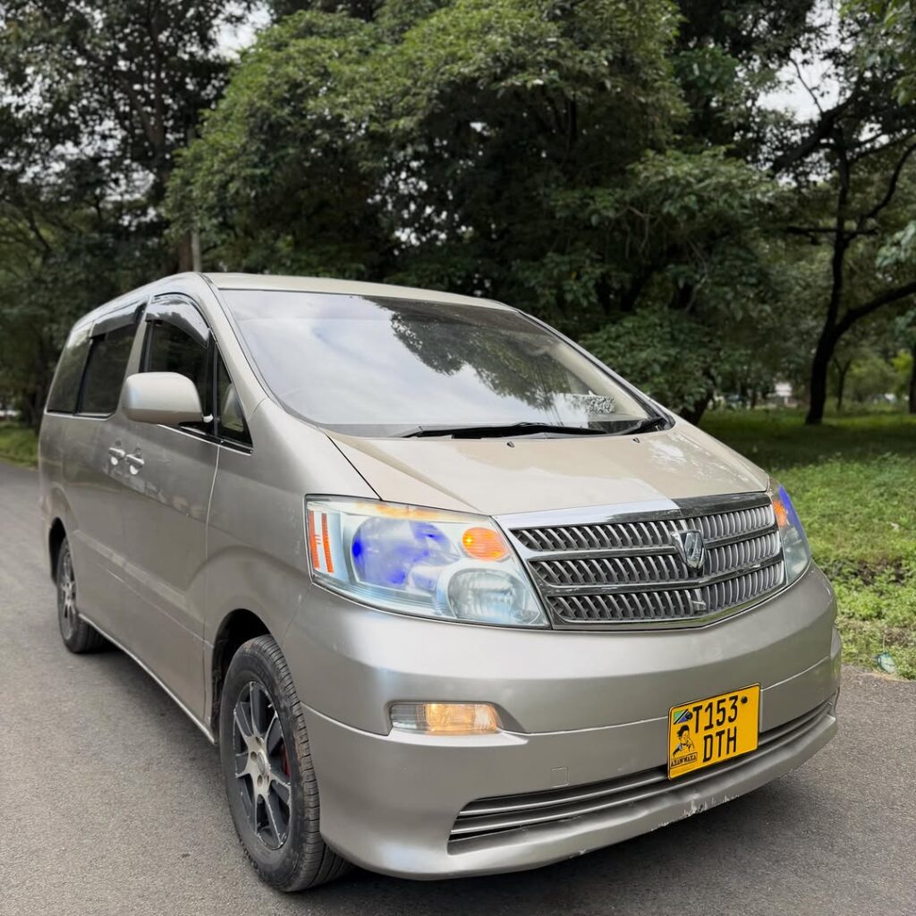 Price Of Toyota Alphard 2005 for Sale in Tanzania