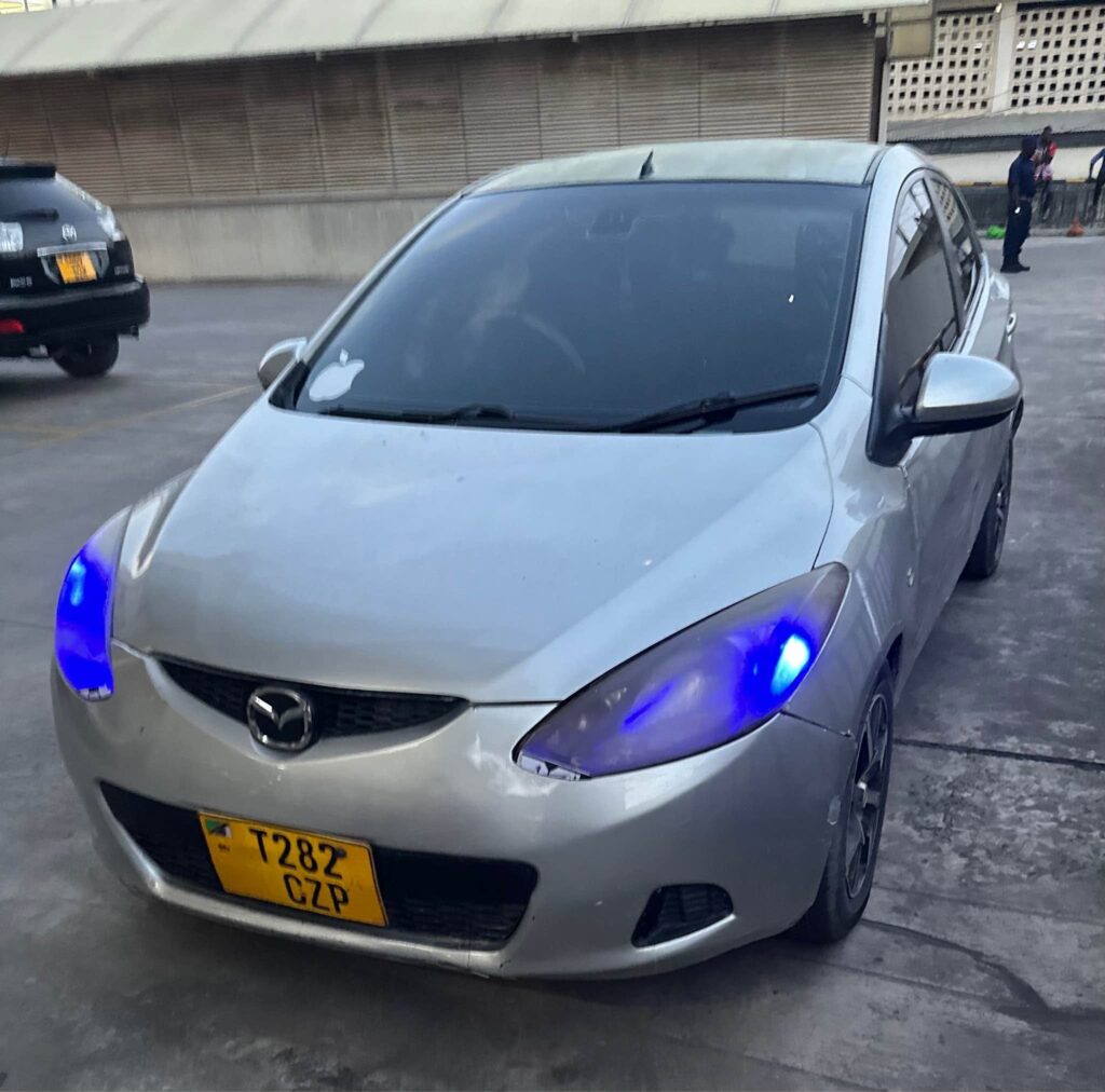 Magari Mazda2 2010 lipo