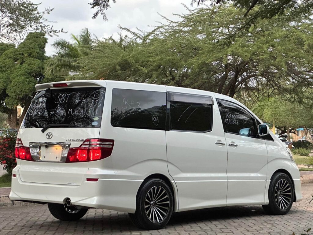 Magari Alphard 2007 lipo Dar es Salaam