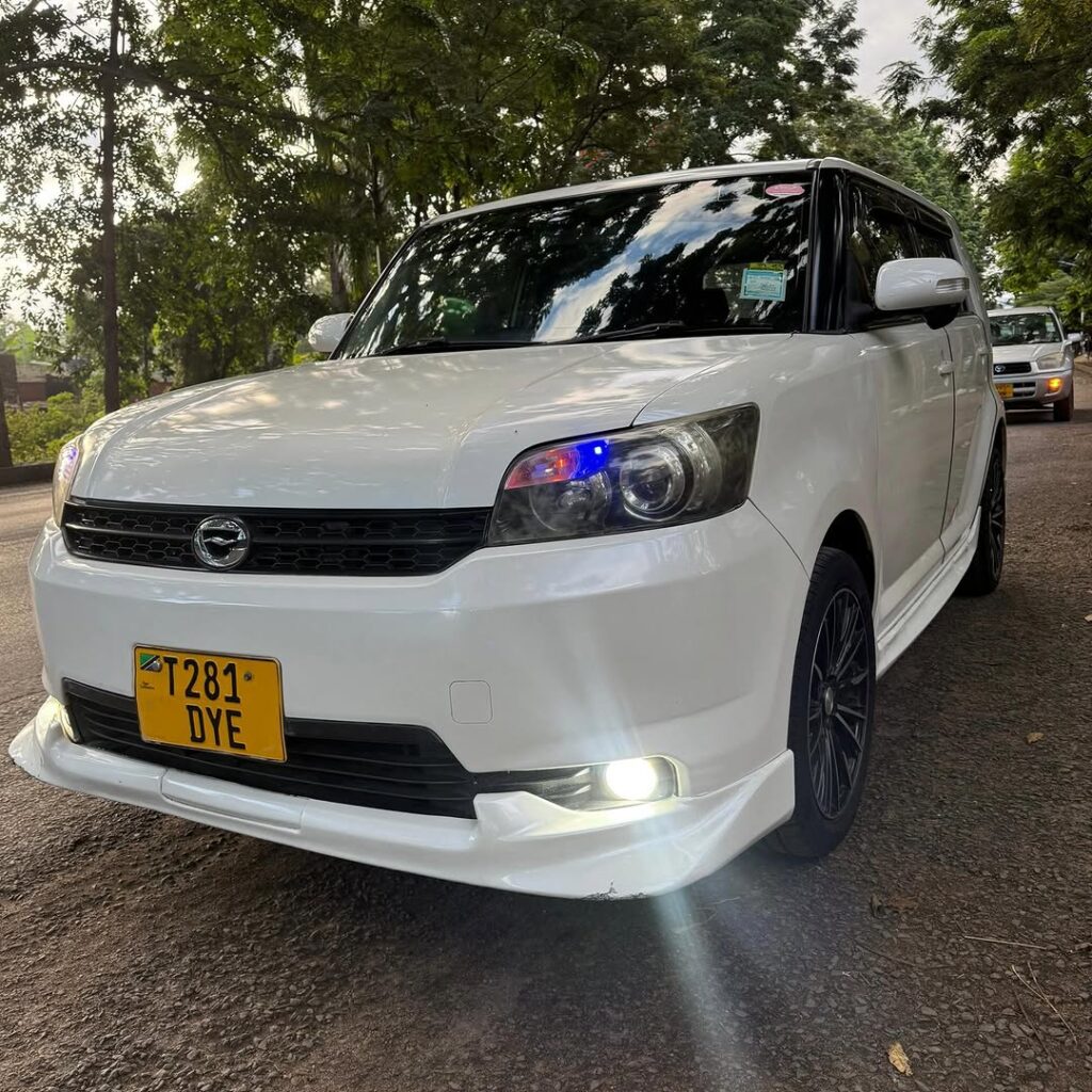 Magari Used Toyota Rumion 2011 Arusha Tanzania