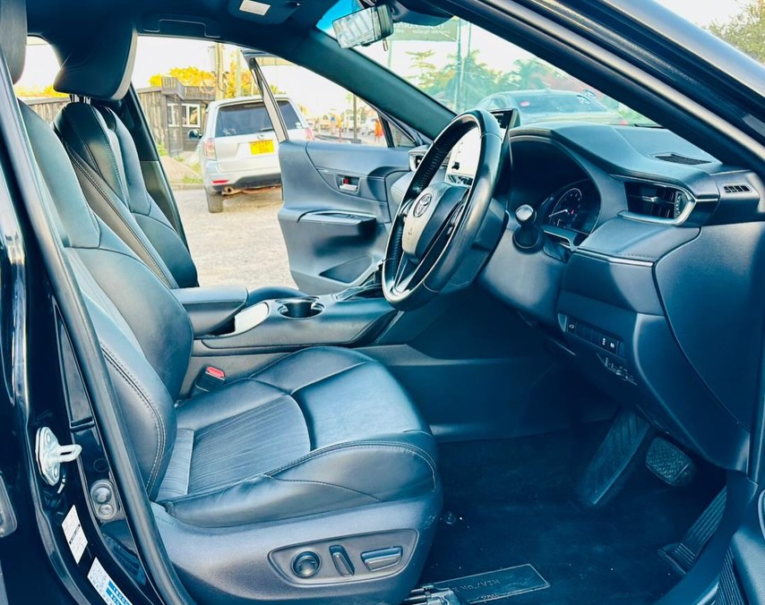 Used Toyota Harrier 2020 for Sale in Mwanza