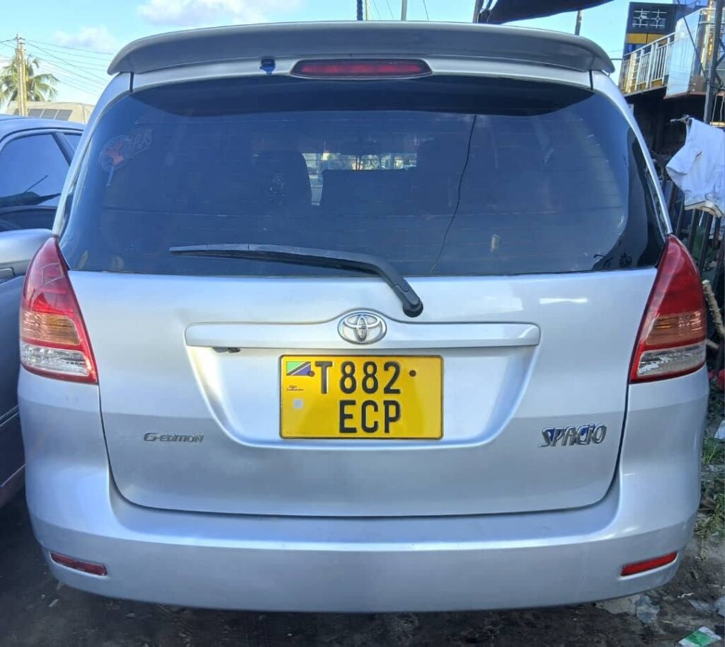 Magari Used Toyota Spacio 2005 Dar es Salaam Tanzania