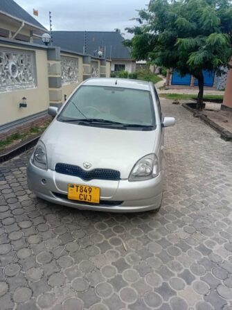 Bei Ya Toyota Vitz 2003 Sokoni Dar es Salaam Tanzania