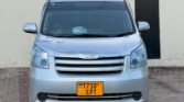 Toyota Noah bei poa sokoni Dar es Salaam Tanzania