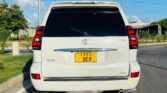 Magari Land Cruiser Prado 2007 lipo Dar es Salaam